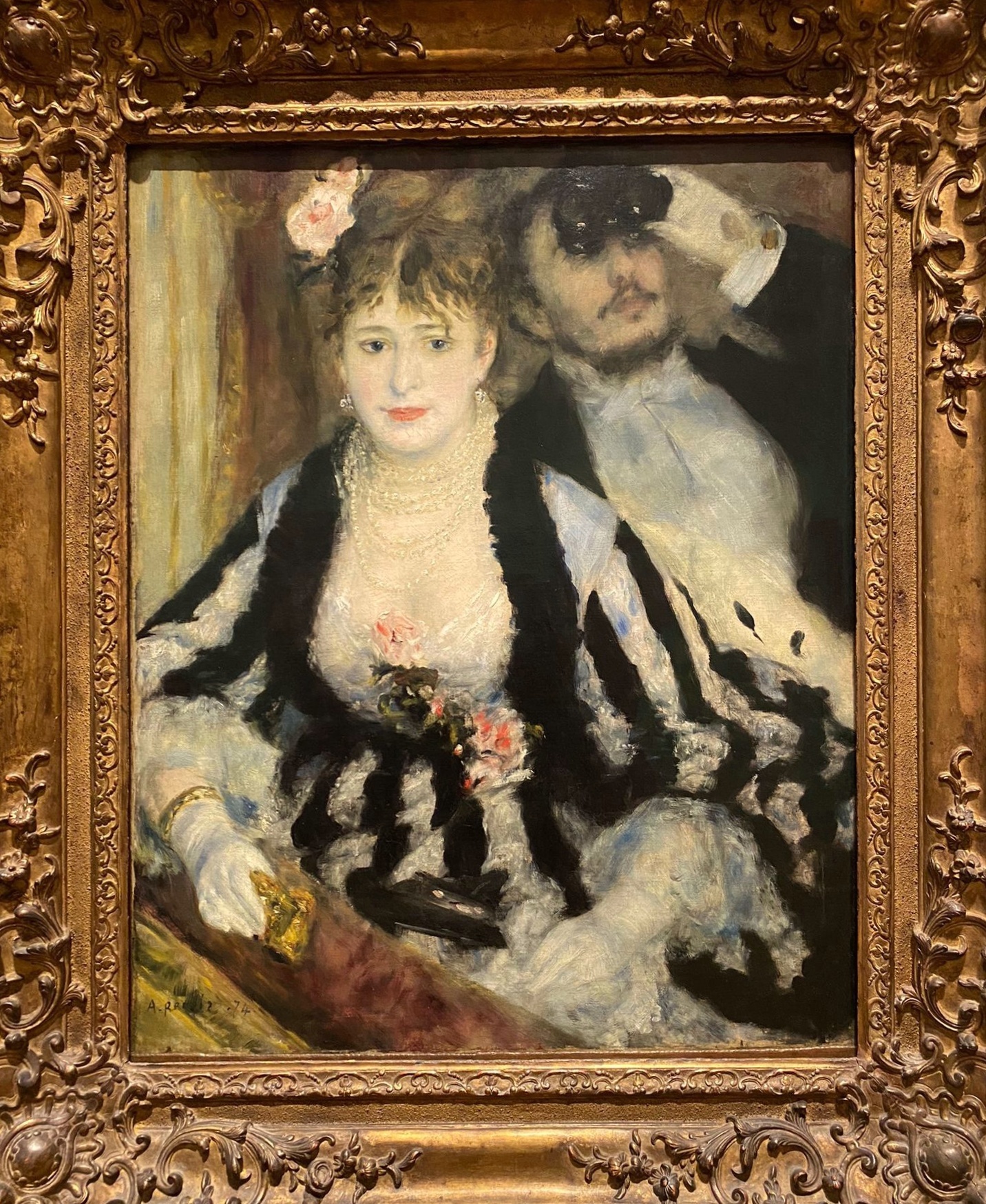 Renoir – Loża Renoir – Loża spojrzeń